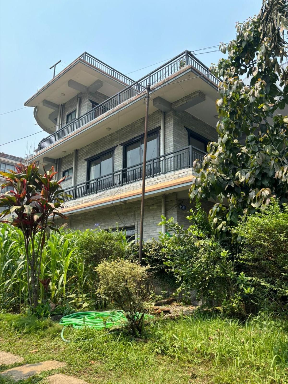 Cherry Garden Pokhara Ngoại thất bức ảnh