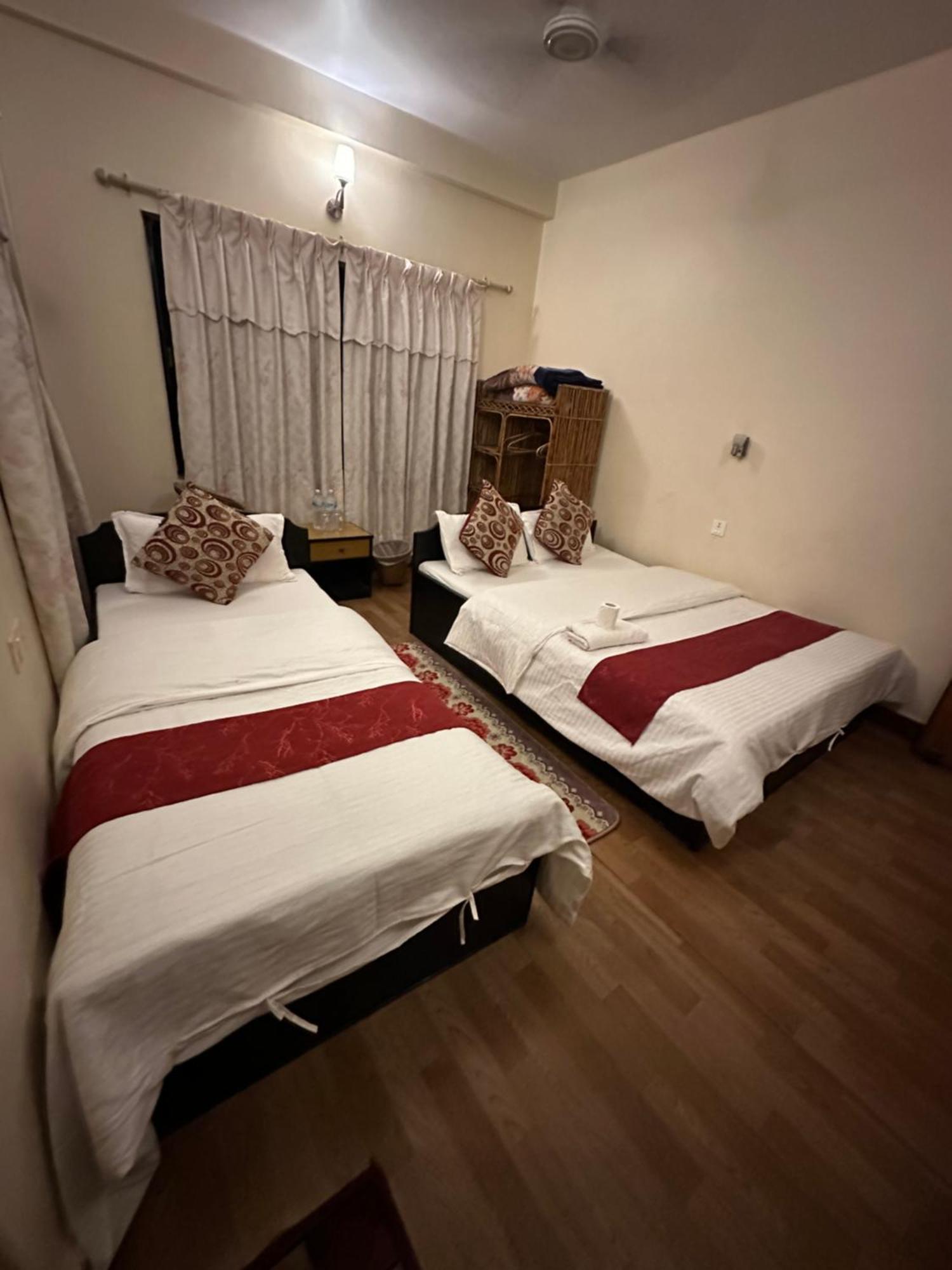 Cherry Garden Pokhara Ngoại thất bức ảnh
